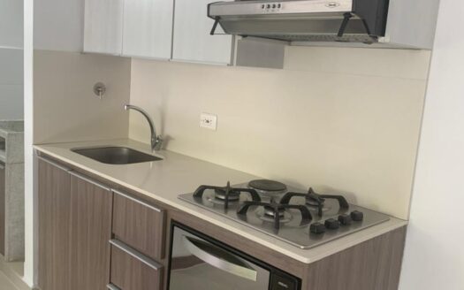 Apartamento en arriendo en Envigado – con Parqueadero y Piscina